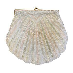 Antique Vintage 1950s Pearl Beaded Seashell Fancy Gold Chain Clutch Purse